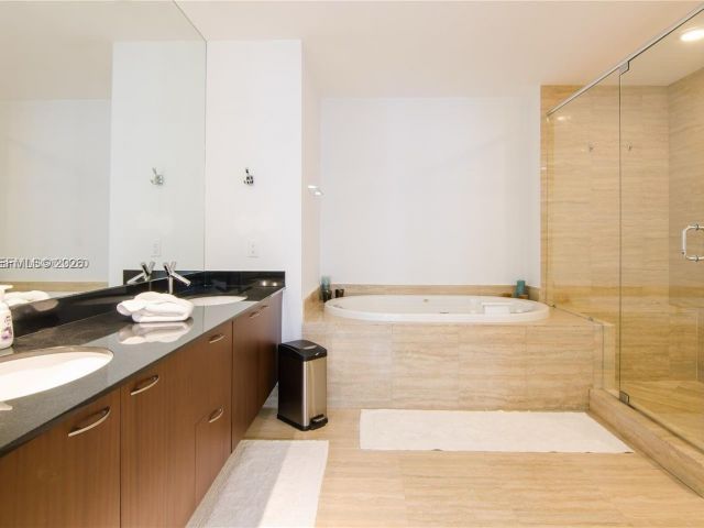 Apartment for sale  Unit #2602 - photo 7497501