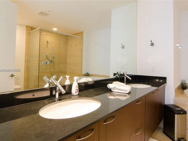 Apartment for sale  Unit #2602 - photo 7497502