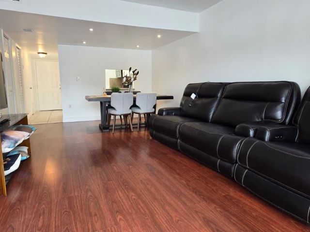 2-bedroom home for rent in Miami - 6345 SW 138th Ct 102 - MondialRealty