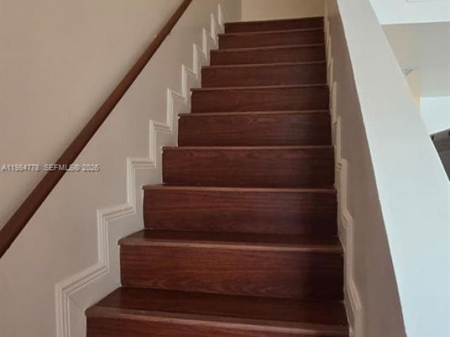 2-bedroom home for rent in Miami - 6345 SW 138th Ct 102 - MondialRealty