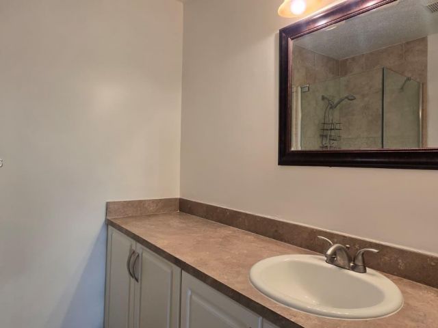 2-bedroom home for rent in Miami - 6345 SW 138th Ct 102 - MondialRealty