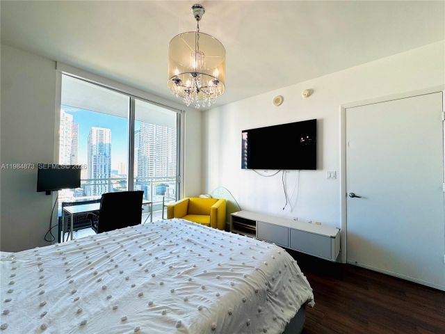 Apartment for rent  Unit #2112 - photo 7486786