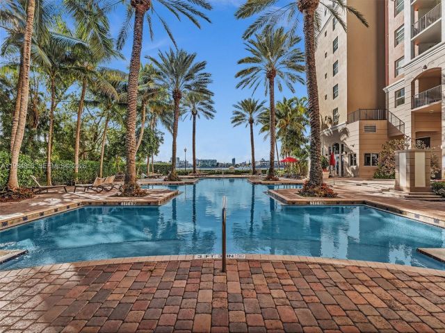 Apartment for rent  Unit #2205 - photo 7535680