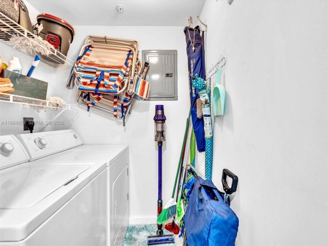 Apartment for rent  Unit #2205 - photo 7535690