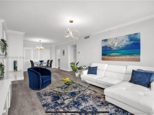 1-bedroom condo for rent in Hollywood - 2501 S Ocean Dr 1520 - MondialRealty