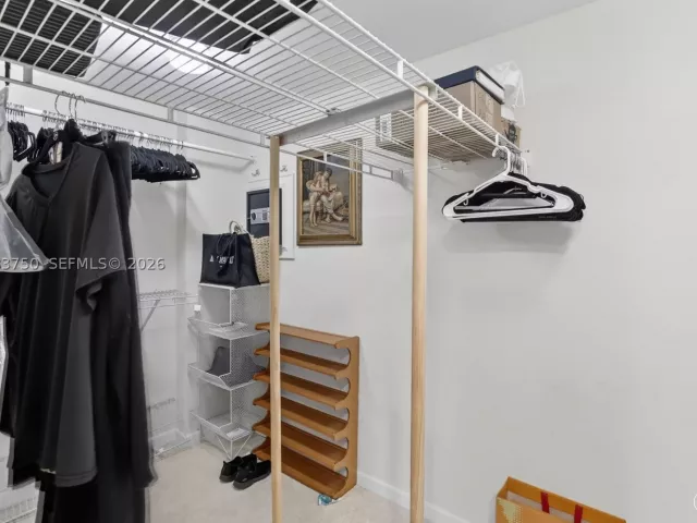 2-bedroom condo for sale in Aventura - 2800 Island Blvd 301 - MondialRealty