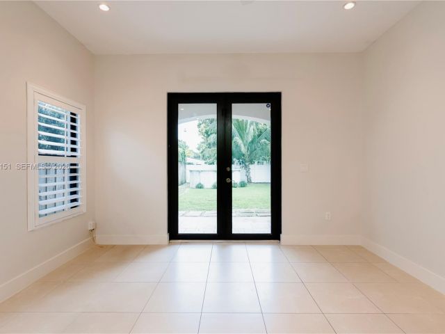 Home for sale at 2030 SW 60th Ave - photo 7493814