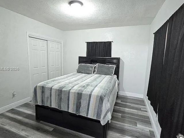 Home for sale at 521 E Evanston Cir - photo 7481617