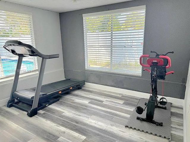 Home for sale at 521 E Evanston Cir - photo 7481628