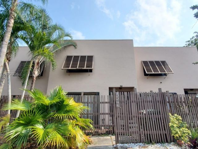 3-bedroom home for rent in Pembroke Pines - 12266 NW 10th St 0 - MondialRealty