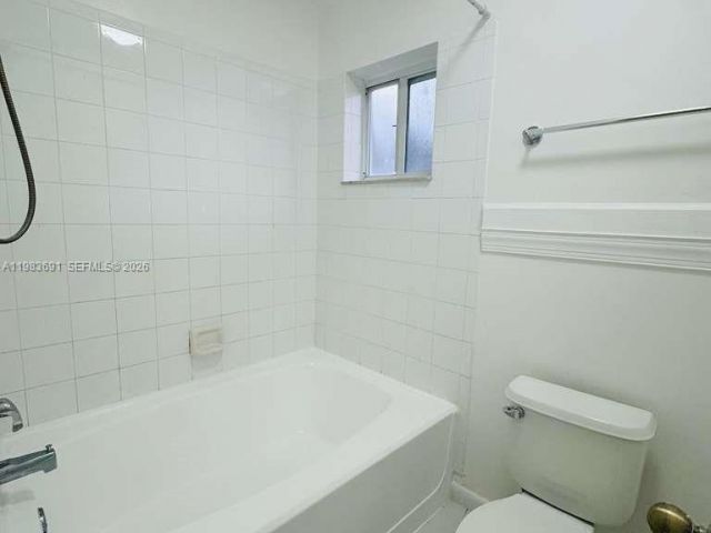 3-bedroom home for rent in Pembroke Pines - 20874 NW 2nd St - MondialRealty