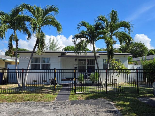 Home for rent at 2247 Jackson St - photo 7472151