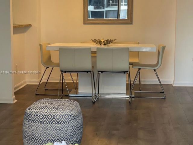 Apartment for rent  Unit #1013 - photo 7478952