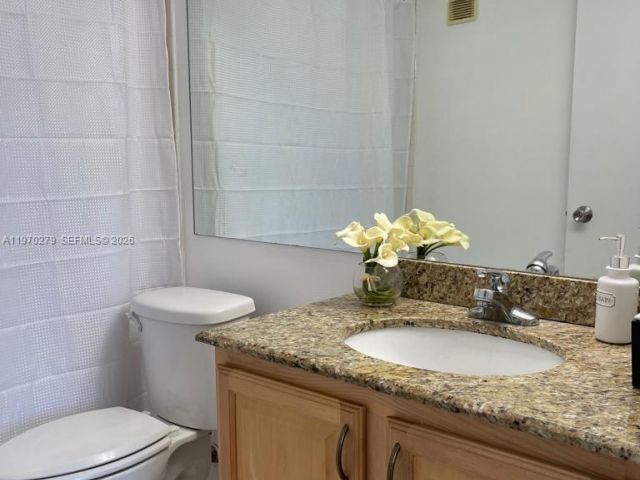 Apartment for rent  Unit #1013 - photo 7478963