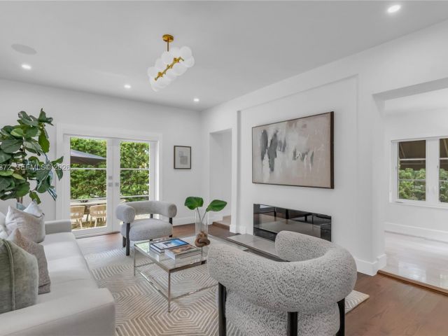 Home for sale at 1222 Cortez St - photo 7512833