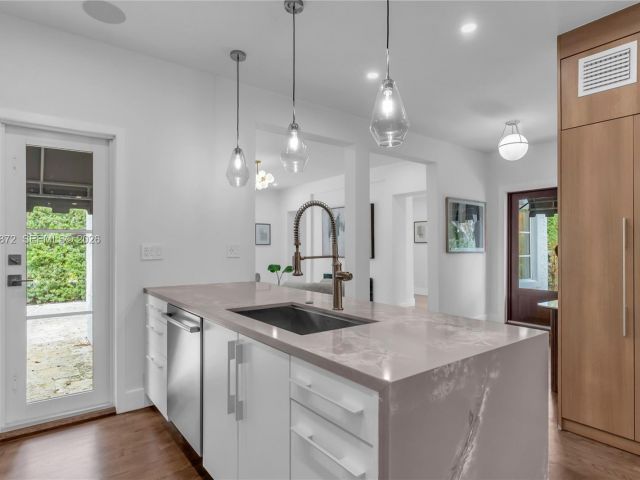 Home for sale at 1222 Cortez St - photo 7512835