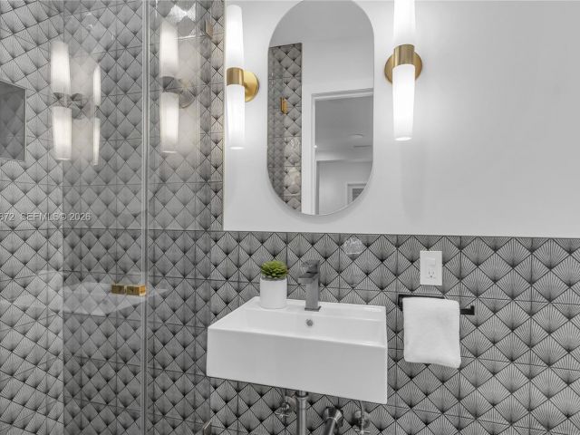 Home for sale at 1222 Cortez St - photo 7512842