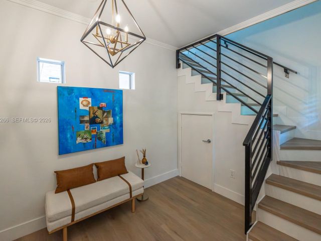 Home for sale at 261 Navarre Ave B-1 - photo 7470561