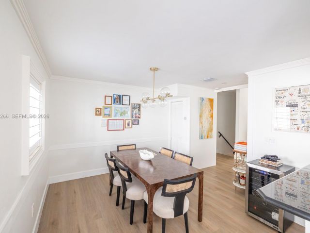 Home for sale at 261 Navarre Ave B-1 - photo 7470569