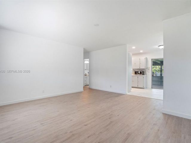 3-bedroom home for rent in Hollywood - 710 N 65th Ter - MondialRealty