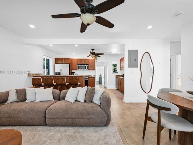 Home for sale at 1328 N Andrews Ave - photo 7481793