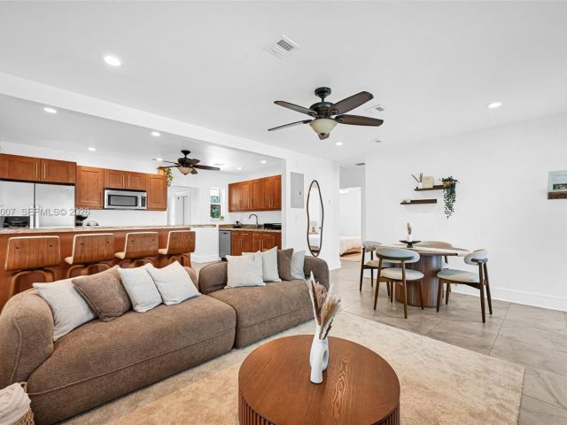 Home for sale at 1328 N Andrews Ave - photo 7481794