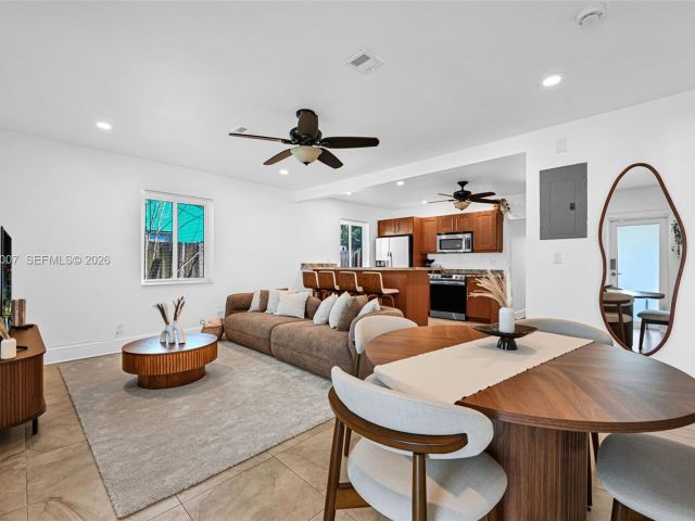 Home for sale at 1328 N Andrews Ave - photo 7481795