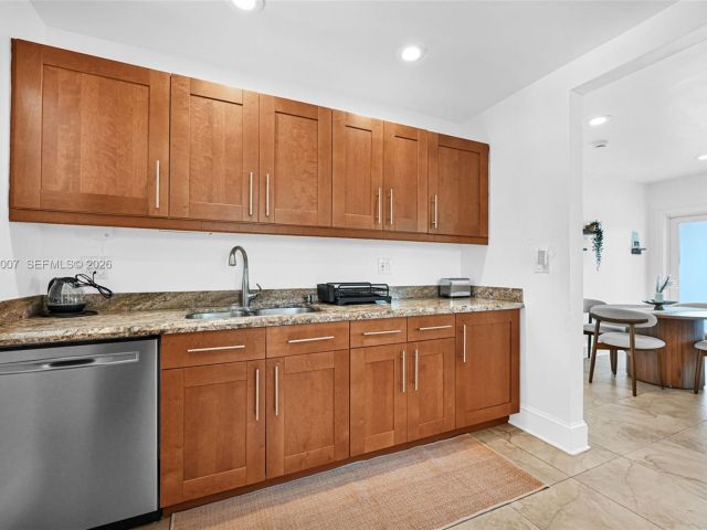 Home for sale at 1328 N Andrews Ave - photo 7481801