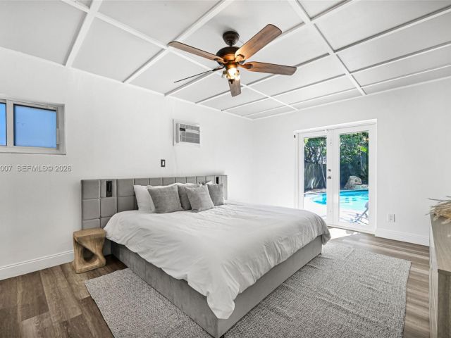 Home for sale at 1328 N Andrews Ave - photo 7481812