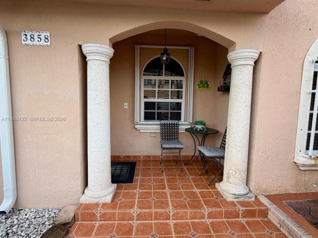 Home for sale at 3858 SW 153rd Pl - photo 7465810