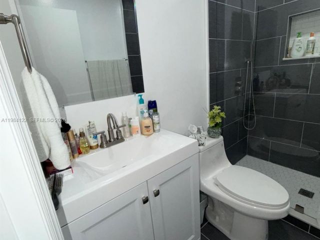 Home for sale at 3858 SW 153rd Pl - photo 7465832