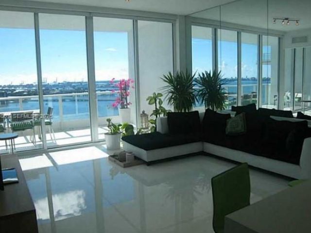 Apartment for rent  Unit #2204 - photo 7494825