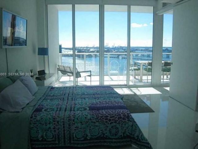 Apartment for rent  Unit #2204 - photo 7494827