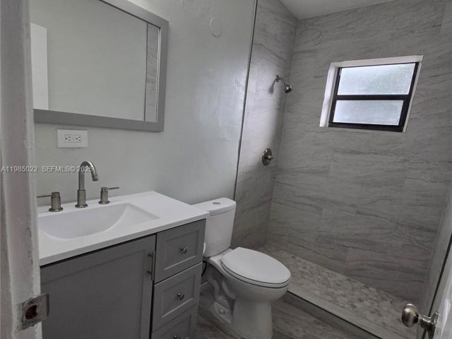 Home for rent at 280 NW 31st Ave 0 - photo 7481742