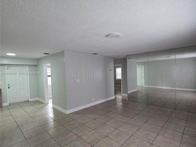 Home for rent at 280 NW 31st Ave 0 - photo 7481745