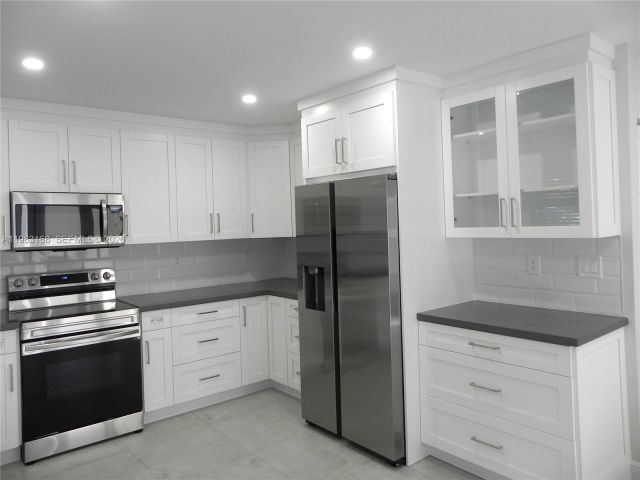 Home for rent at 13178 SW 91st Pl 13178 - photo 7465905