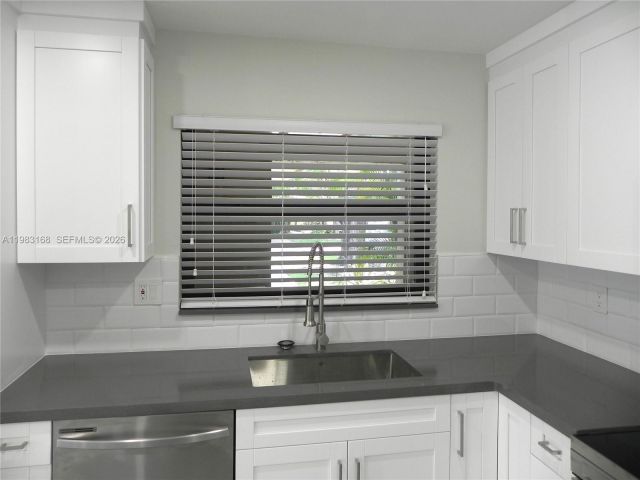 Home for rent at 13178 SW 91st Pl 13178 - photo 7465907