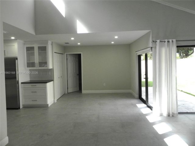 Home for rent at 13178 SW 91st Pl 13178 - photo 7465908