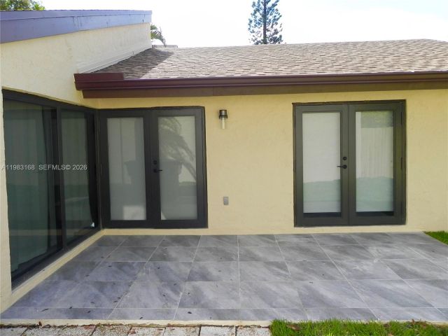 Home for rent at 13178 SW 91st Pl 13178 - photo 7465914