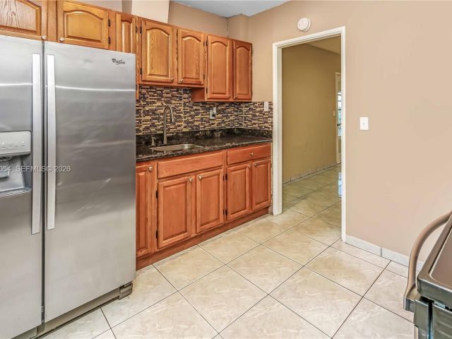 Home for rent at 1015 Cortez St - photo 7470474