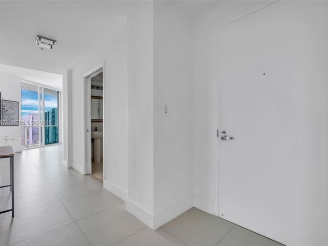 Apartment for sale  Unit #PH 5006 - photo 7495149