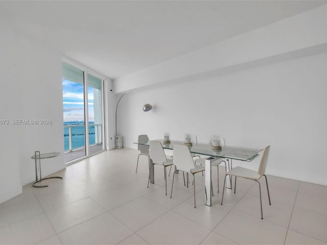 Apartment for sale  Unit #PH 5006 - photo 7495152