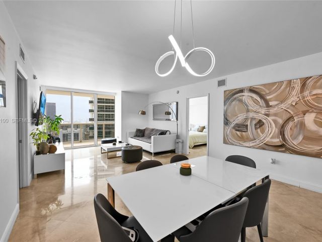 Apartment for sale  Unit #3104 - photo 7521055