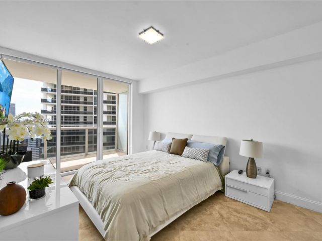 Apartment for sale  Unit #3104 - photo 7521063