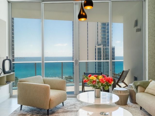 Apartment for rent  Unit #1202 - photo 7528763