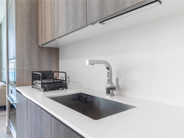 Apartment for rent  Unit #1202 - photo 7528769