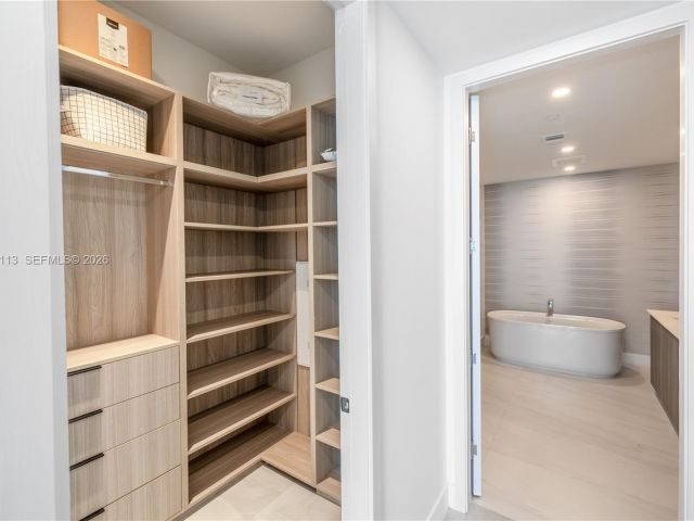 Apartment for rent  Unit #1202 - photo 7528779