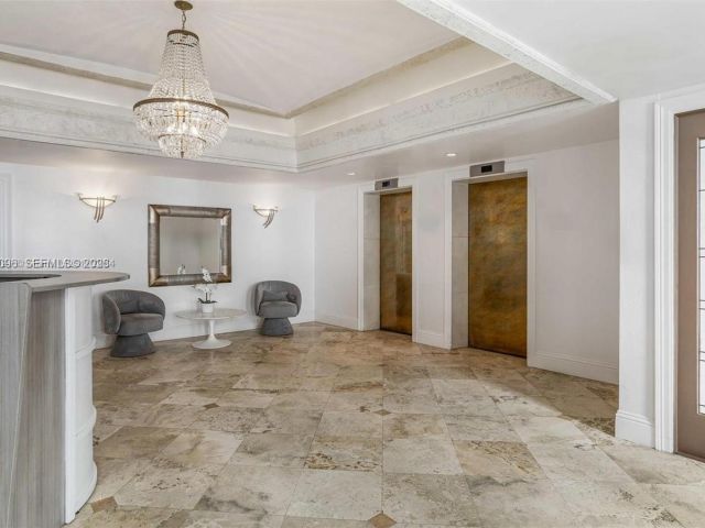 2-bedroom condo for sale in Surfside - 9195 Collins Ave PH4 - MondialRealty