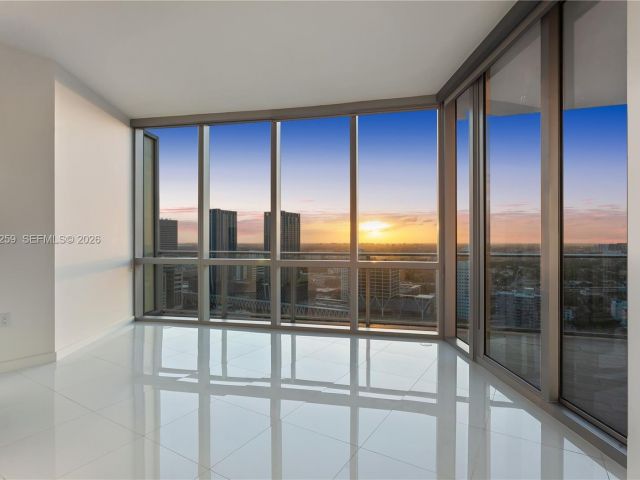 Apartment for rent  Unit #3010 - photo 7487805