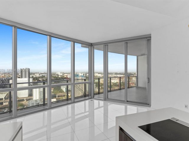 Apartment for rent  Unit #3010 - photo 7487810